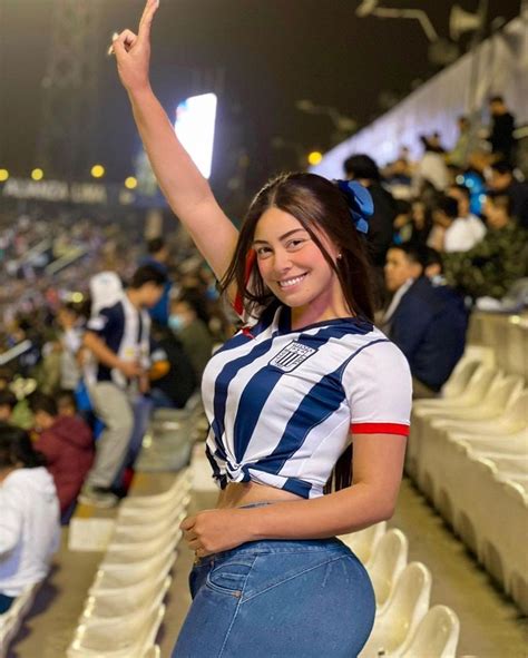 Hinchas De Alianza Lima Fotos De Mujeres Bellas Fotos Mujeres Lindas