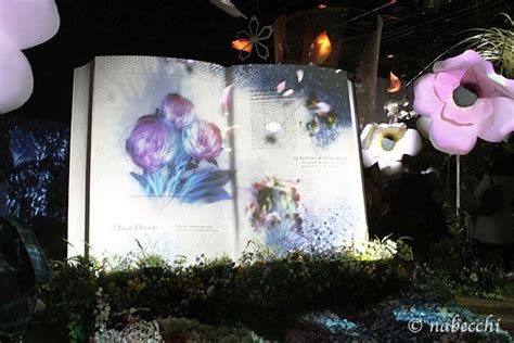 クリエイティブな都市型花見 FLOWERS BY NAKED