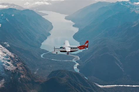 Milford Sound Scenic Flights | Glenorchy Air