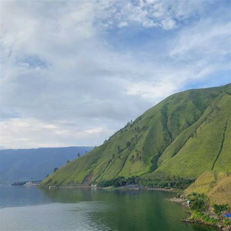 Paropo Danau Toba Daya Tarik Dan Harga Tiket Camping Di Paropo