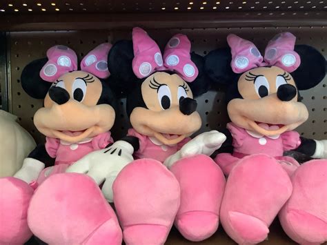 Disney Mickey Mouse And Friends Minnie Mouse 18 Plush Discount 70 Online