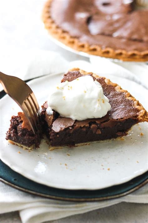 Easy Old Fashioned Chocolate Pie With Cocoa That Taste Like Fudge