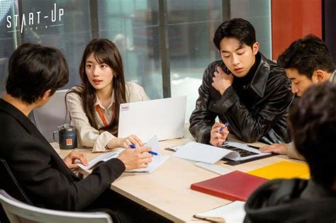 Photos New Stills Added For The Korean Drama Start Up In 2021 Korean Drama Start Up Drama