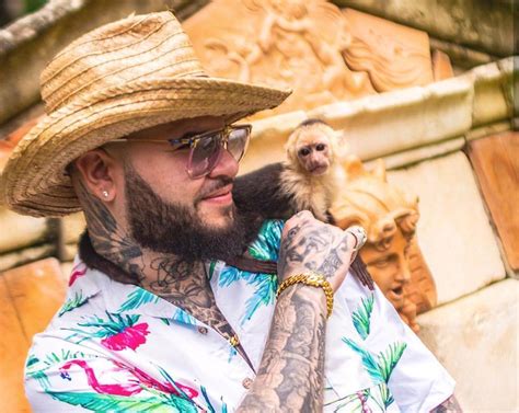 VÍDEO Farruko lanza nuevo videoclip que fue grabado en Roatán