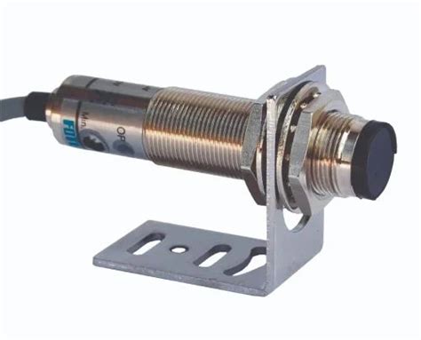 Omron Inductive Proximity Sensor At 350 Omron Proximity Sensor In