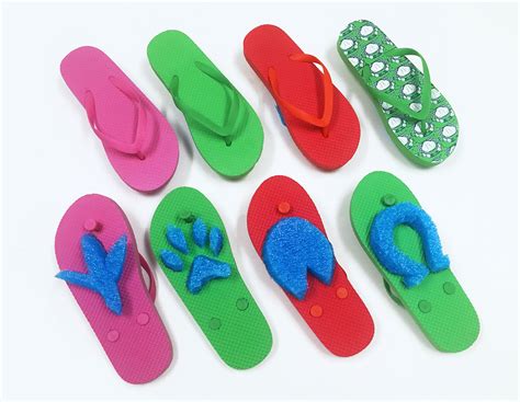 Animal Footprint Stamp Flip Flop DIY for Beach Days