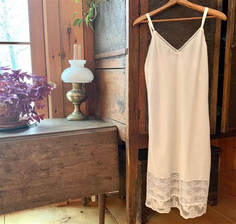 1950s White Slip Vintage Barbizon Size 36 Full Crepe Remarque Slip