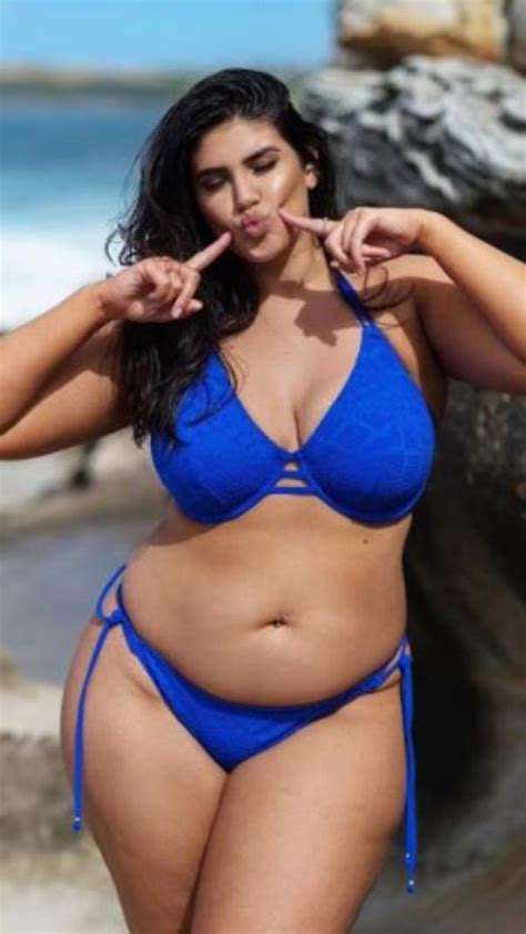 Sweltering Hot Bikini Shoot Of Plus Size Model Latecia Thomas Is