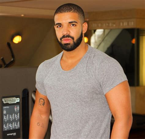 Drake Shares Some Sexy New Photos