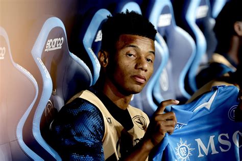 David Neres Rapinato Dopo Napoli Parma Pistola Puntata E Rolex Rubato