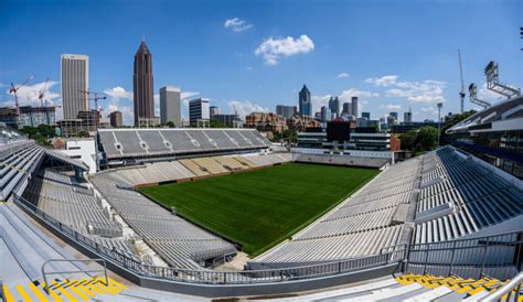 Videophotos Bobby Dodd Stadium Turf Update Football — Georgia Tech Yellow Jackets