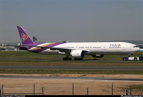 HS TKP Thai Airways International Boeing 777 3ALER Photo By Philipp