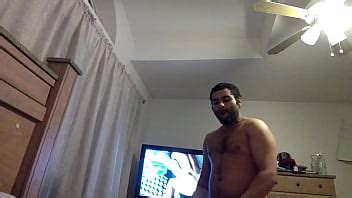 Musculoso puertorriqueño revienta nueces FAT XVIDEOS