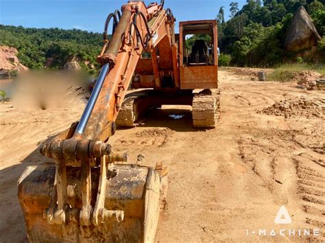 Hitachi Uh Crawler Excavator In Malaysia Perak I Machine