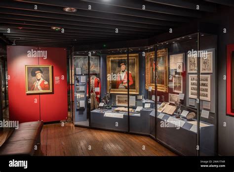 Edinburgh castle war museum hi-res stock photography and images - Alamy