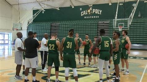 Cal Poly men's basketball team takes trip to London