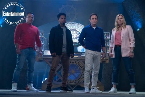 It S Morphin Time Original Power Rangers Stars Reunite For 30th Anniversary Netflix Special