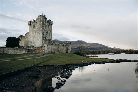 Hiking in Killarney National Park: Unveil Majestic Trails!