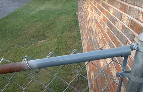 How to Paint a Chain Link Fence? - ProfyPainter