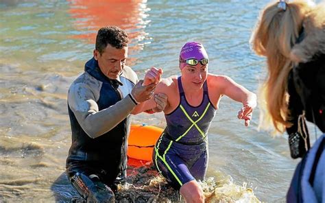 Ice Swimming Br Hec Marion Joffle Align E Sur Le Kilom Tre Le