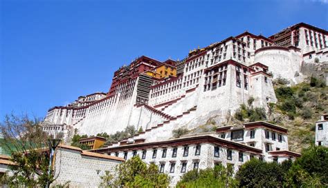 Potala Palace, Lhasa, Tibet. Home of the Dalai Lama until China's ...