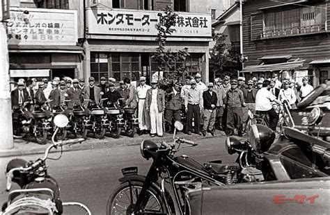 【画像ギャラリー】「写真で見る昭和の風景」戦後の日本、どんなバイクが街を走っていたのか【1946～1950年代中期】 モーサイ