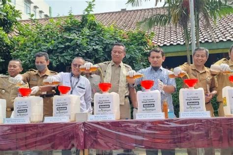 Resmikan Sekolah Tersenyum Pemkot Jaksel Minta Siswa Manfaatkan Minyak