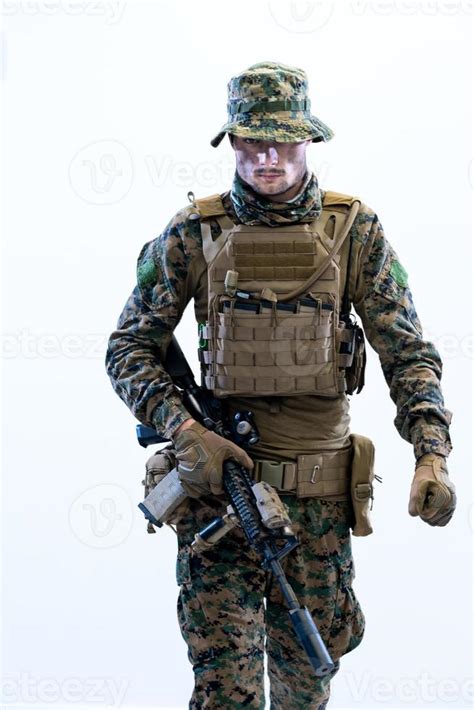 Military soldiers in field 11572666 Stock Photo at Vecteezy