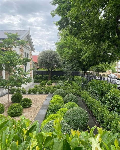 landscape design for front of house 6