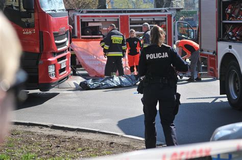 Lubuskie Tragiczny Wypadek W Kostrzynie Nad Odr Tir Przejecha Po