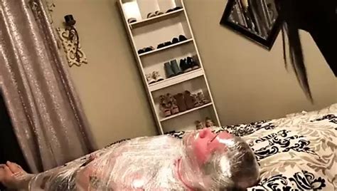 Facesitting And Farts In Soft Pyjama Pants Amateur Porn Feat Queen Sylvia Xhamster