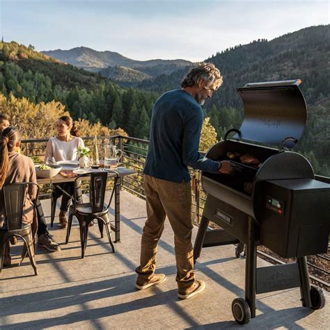 Traeger Ironwood 885 Burns Feed Store