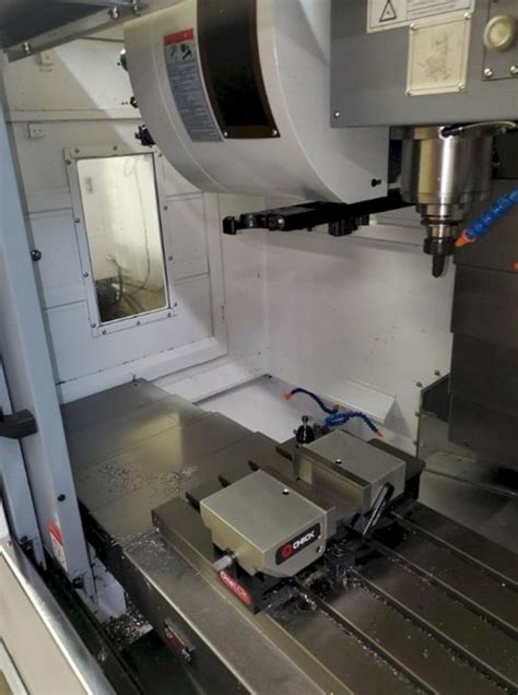 Used Akira Seiki Sr A Xp Cnc Vertical Machining Center