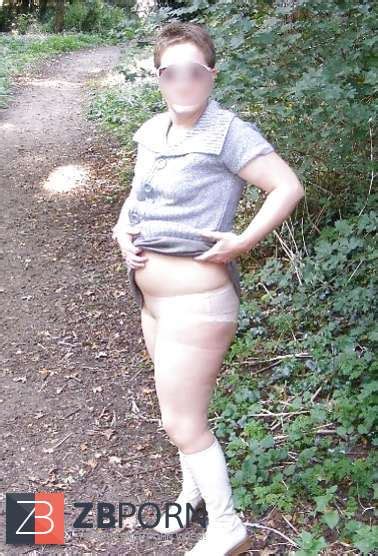 Demonstrating In A Country Park ZB Porn