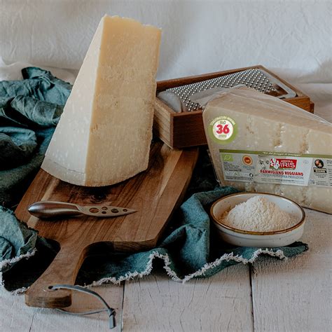 Parmigiano Oltre 36 Mesi 363840 Iris