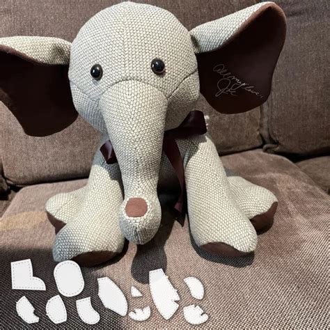 Memory Elephant Template Set 8 Pcs With Instructions