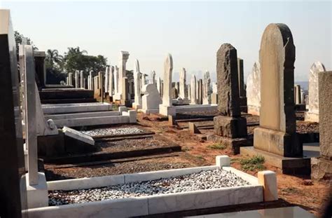 Durban Grave Shortage Worries Officials