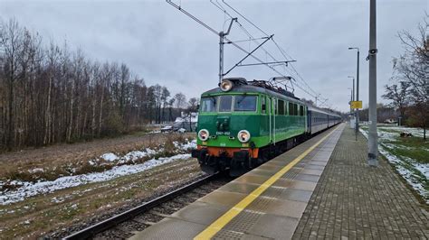 EU07 052 TLK ROZTOCZE z Bohumina do Lublina Gł mija p o Majdan 19