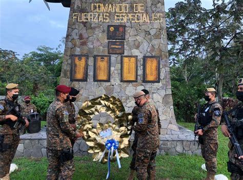 La Fuerza Armada De El Salvador Celebra A Os De Fundaci N