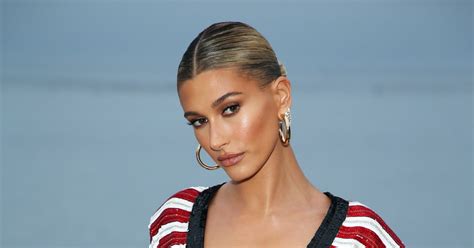 Hailey Baldwin No-Makeup Selfie | PS Beauty