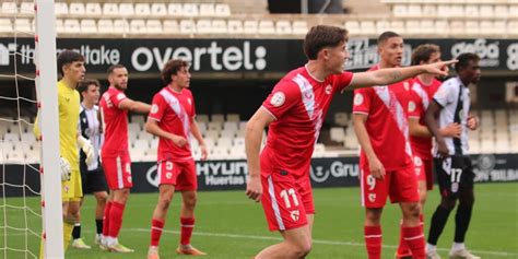 El Sevilla Atlético suma un punto en Cartagena en los debuts de Mejía y