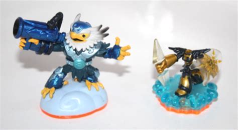 Lot Of 2 Skylanders GIANTS Character Figure JET VAC SPYRO Orange Base