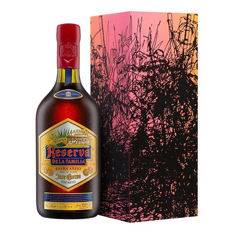 Tequila Jose Cuervo Reserva Ed La Familia 750ml Compre Bebidas