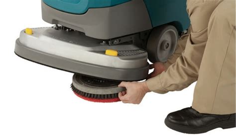 Tennant T300e Walk Behind Scrubber