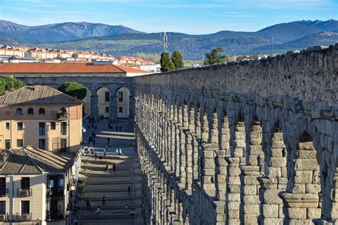 Apeductul Din Segovia Una Dintre Cele Mai Impresionante Lucr Ri Ale