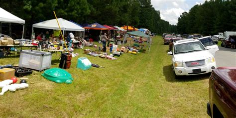 Another Person S Treasure Worlds Longest Yard Sale Set 256 Today