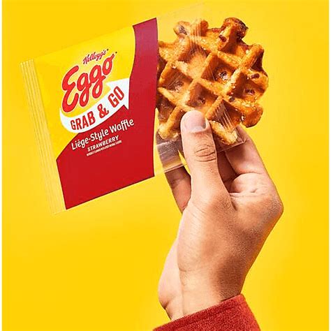 Eggo Waffles, Strawberry, Liege-Style, Grab & Go 4 ea | Frozen Foods ...