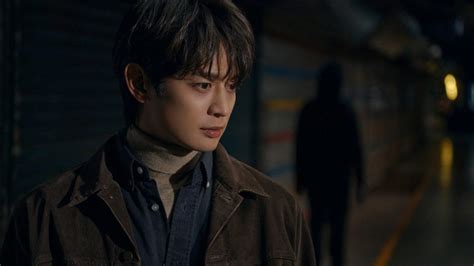 SHINee S Minho Is On The Run In The First Concept Photos For His 1st