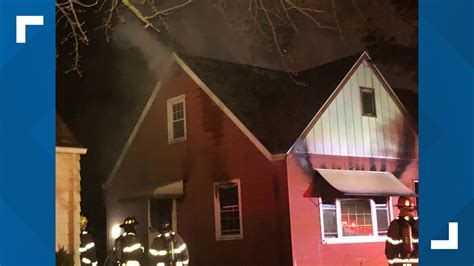 Crews Fighting West Toledo House Fire Wtol