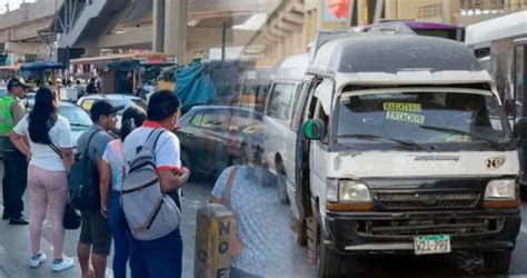 Presencia De Combis Y Colectivos Informales En Las Calles Tras